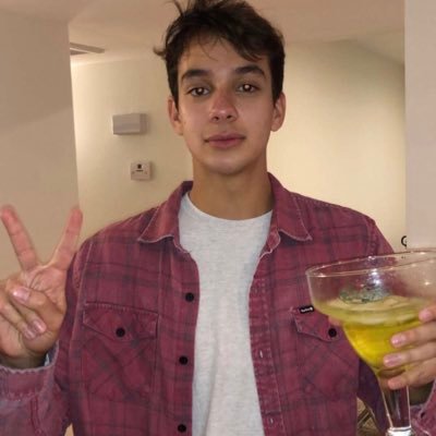 Jeff Peterson - Twitter Profile Picture of Jeff Peterson (@ECJeff_) on Twitter