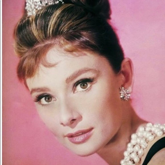 Profile Picture of Wendy Makelim (@roysgrl4ever) on Poshmark