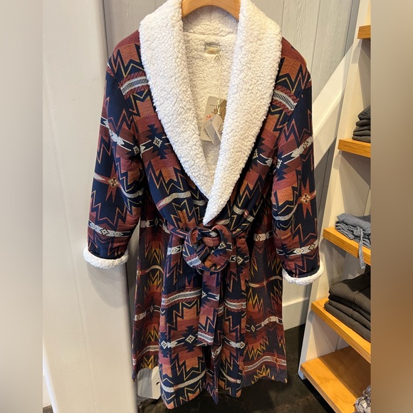 Erich Sheridan - Poshmark Profile Picture of Erich Sheridan (@esheridan13) on Poshmark