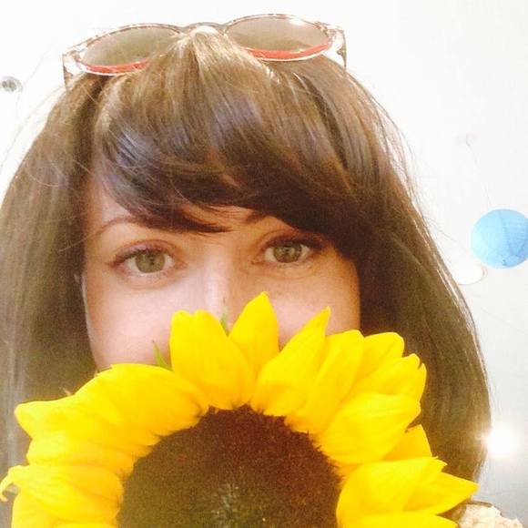 Profile Picture of Kirstin Copenhaver christensen (@craftymonster) on Poshmark