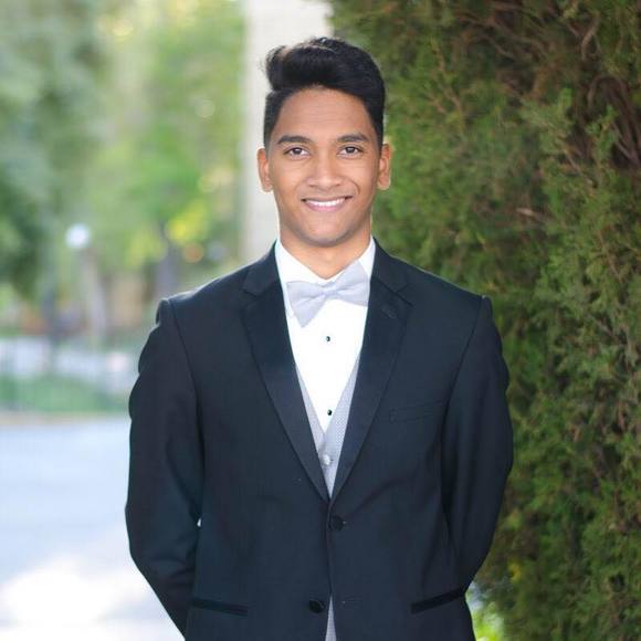 Profile Picture of Neel Saswade (@neelypeely) on Poshmark