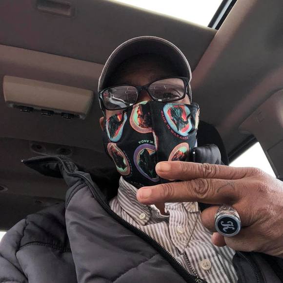 Profile Picture of Kim topnotch Puryear (@kimmikim45) on Poshmark