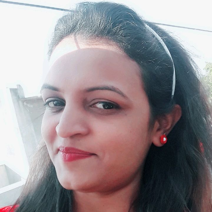 Profile Picture of mileypatel (@mileypatel) on Tiktok