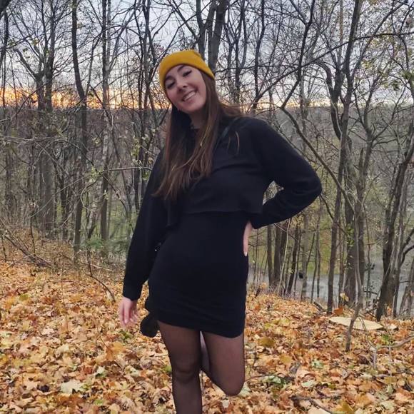 Profile Picture of Marianne Ritchie (@marianneritchie) on Poshmark