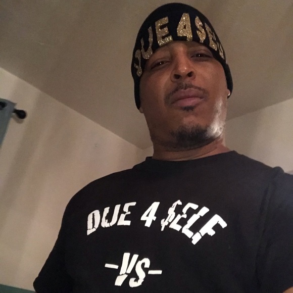 Profile Picture of Kevin Chatman (@kevinchatman328) on Poshmark