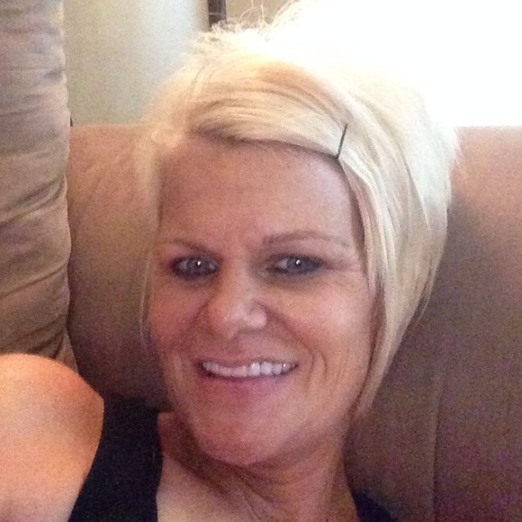 Profile Picture of Kristi Blair (@kblair1234) on Poshmark