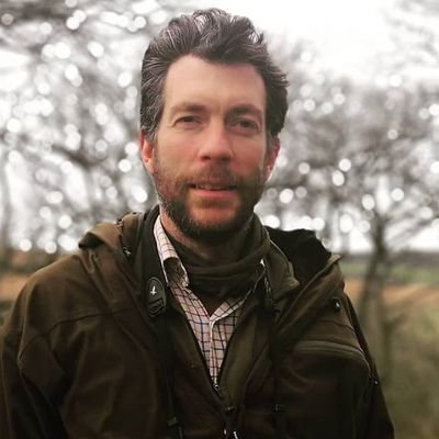Profile Picture of Tom Edwards (@nerdy_birder) on Twitter