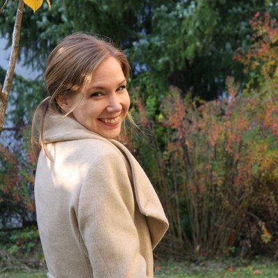 Profile Picture of Mona Blum (@monablum) on Twitter