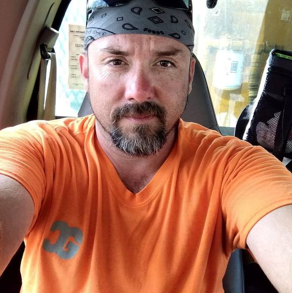 Profile Picture of John Gallagher (@johngallaghe403) on Poshmark