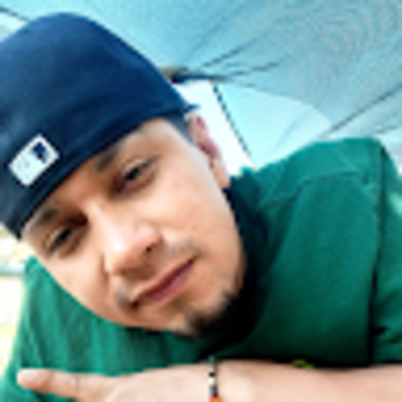 Profile Picture of Jonathan Coreas (@jonathancore956) on Poshmark