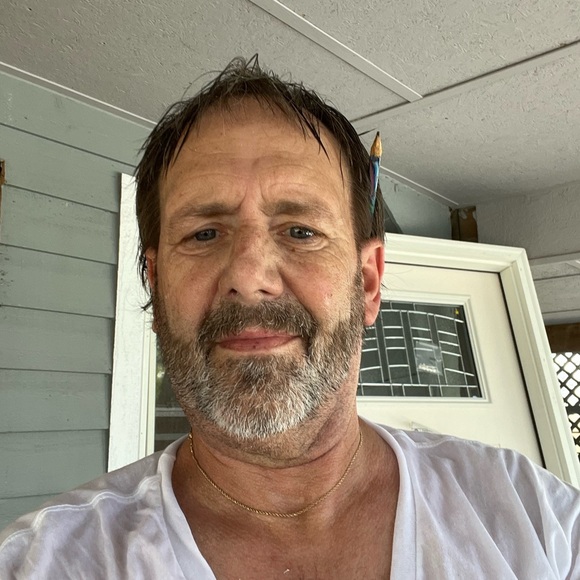 Profile Picture of Edward Bennett (@edbennett18) on Poshmark