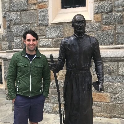 Profile Picture of Mr. Van Howe (@MrVanHowe) on Twitter