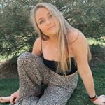 Profile Picture of abbiehuffman (@abbiehuffman) on Instagram