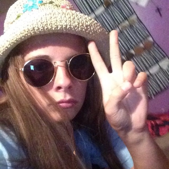 Profile Picture of Jasmine Barry (@jasminebarry) on Poshmark