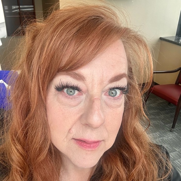 Profile Picture of Micki Cook (@mikki2928) on Poshmark