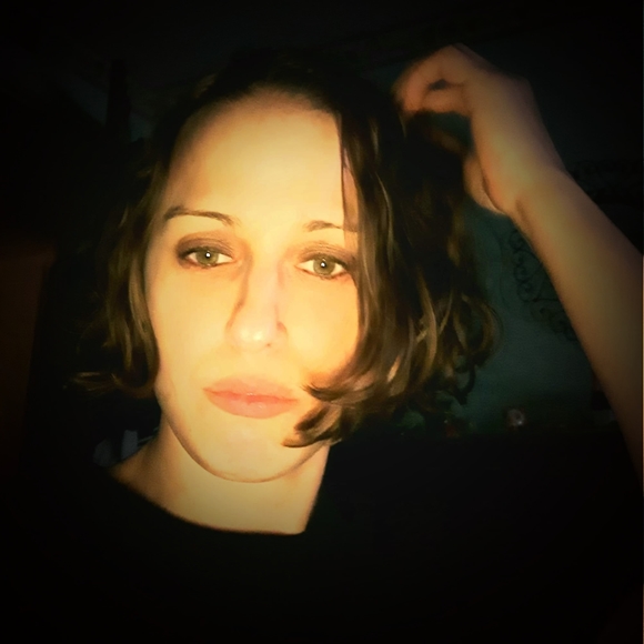 Profile Picture of Nicole Zalinsky (@cocozee79) on Poshmark