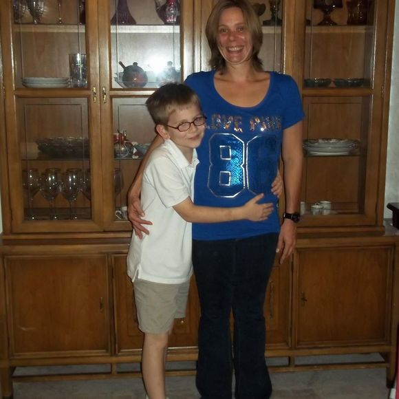 Profile Picture of Amy Schneider (@cms8135) on Poshmark