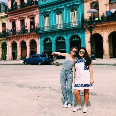 Profile Picture of Lily Sutton (@lilys199) on Twitter