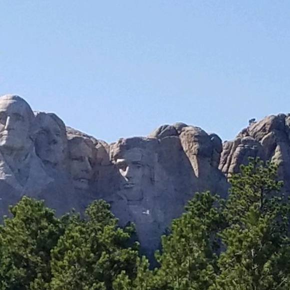 Profile Picture of Ruthann Scarlatella (@mhsruthann) on Poshmark