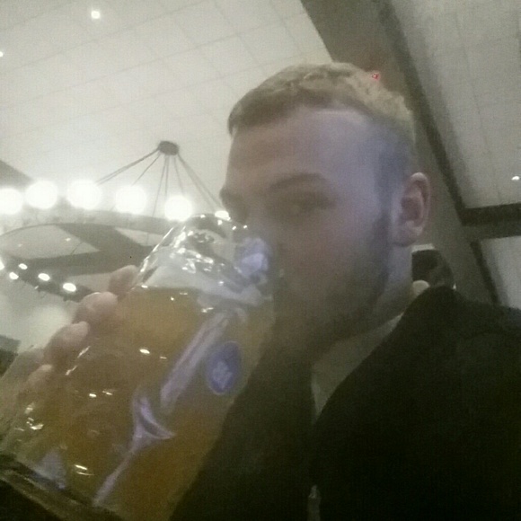 Profile Picture of Jacob Allen (@allen8594) on Poshmark