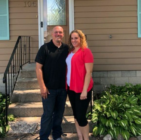 Profile Picture of Danielle Dimaso (@danielledimaso) on Poshmark