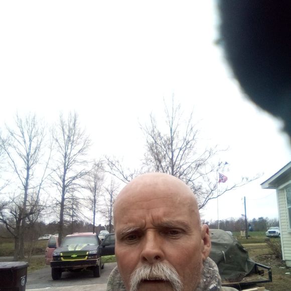 Profile Picture of Gary Gibbons (@gary_gibbons) on Poshmark
