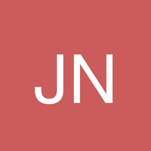Profile Picture of Jennifer Netzer (@jennifer_netzer) on Poshmark