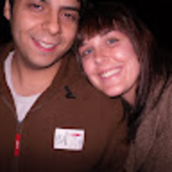 Profile Picture of April Sumruld (@aprilreneeb) on Poshmark