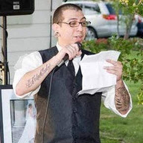 Profile Picture of Alberto Morales (@xnerdcorex) on Poshmark