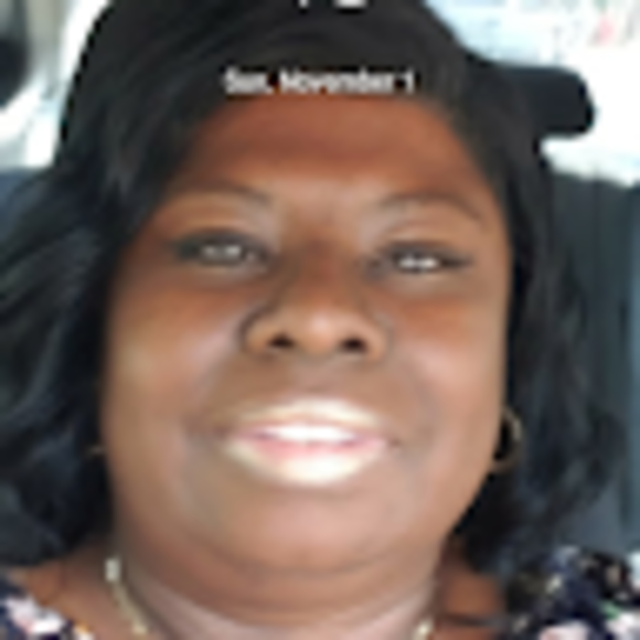 Profile Picture of Salita Algere-mason (@salitamason49) on Poshmark