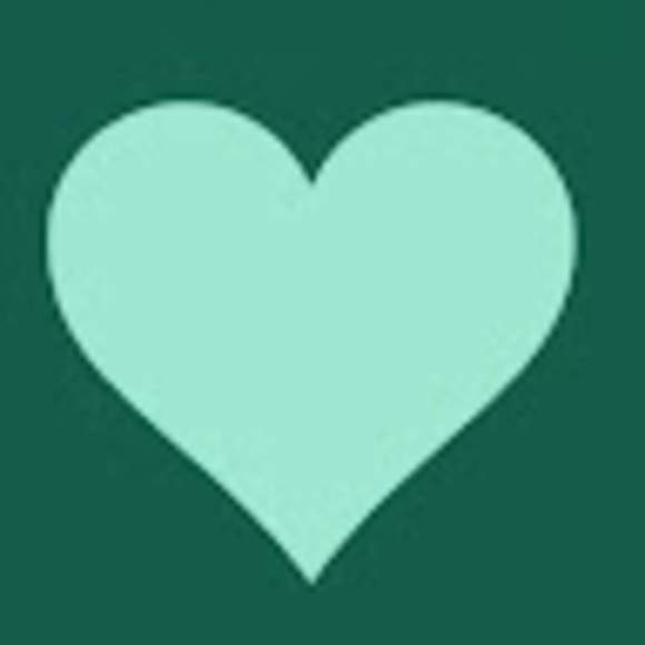 Profile Picture of Lucia Bobadilla (@luciabobadilla) on Poshmark