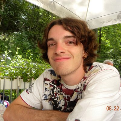 Profile Picture of Alex Mueller (@alexgmueller) on Twitter