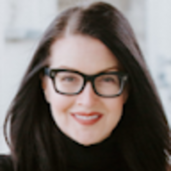 Profile Picture of Lisa Rovinsky (@lr69) on Poshmark