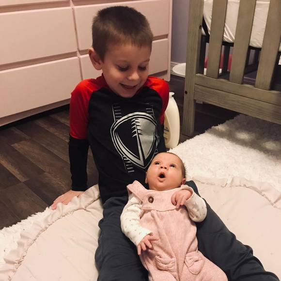 Profile Picture of Kendra Gathman (@kendrasommer) on Poshmark