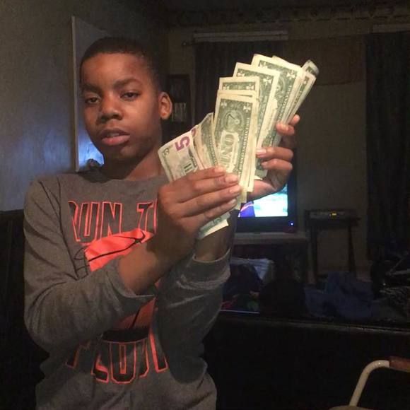 Jahsier Worthen - Poshmark Profile Picture of Jahsier Worthen (@jahsierworthen) on Poshmark