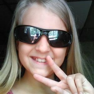 Profile Picture of Haleys Phone (@haley_bevins) on Twitter