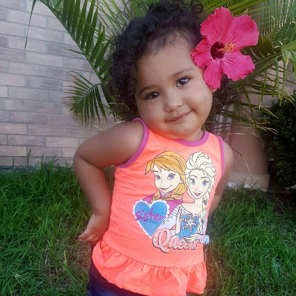 Profile Picture of Isabel Cantu (@bobbisha) on Poshmark