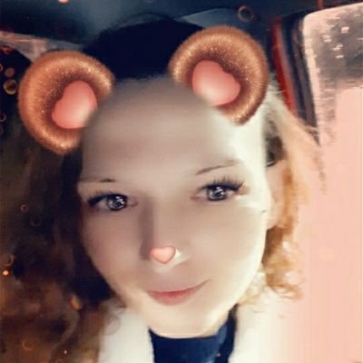 Profile Picture of Hollie Powers (@HollieP10567533) on Twitter