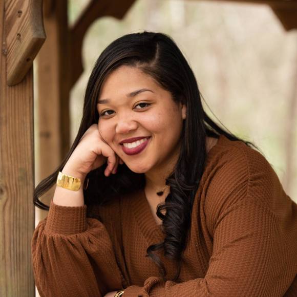 Profile Picture of Brenita Thornton (@brenitathornton) on Poshmark