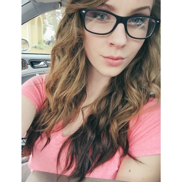 Profile Picture of Jen Ringdahl (@jen822) on Poshmark