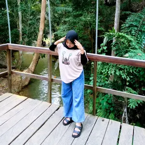 Profile Picture of Bi (@rbiatull___) on Tiktok