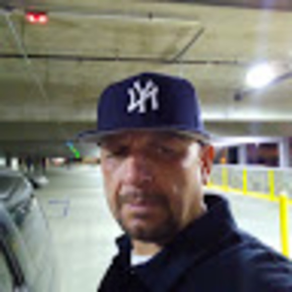 Profile Picture of Andrew Olivas (@mrbiggstuff0202) on Poshmark
