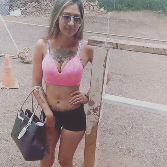 Profile Picture of Ashlyn Carlos-hale (@ashlyncarlos476) on Poshmark