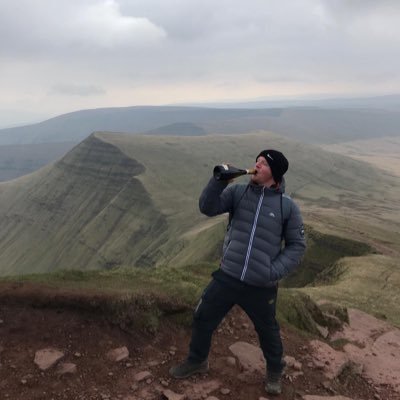 Profile Picture of Chris Symes (@chrissymes10) on Twitter