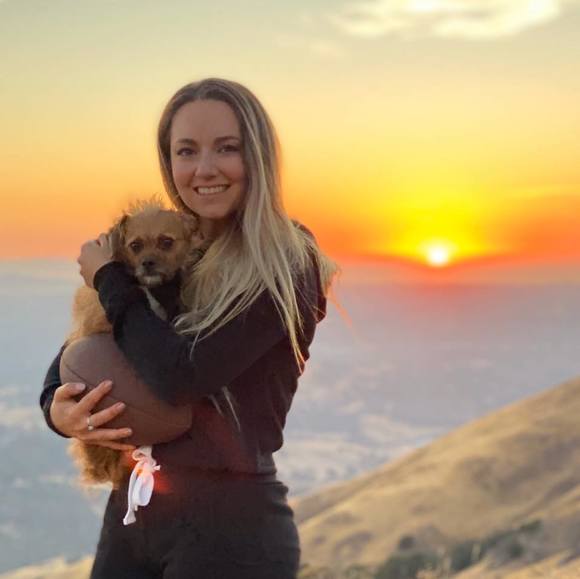 Profile Picture of Stephanie Scribner (@stephscribs) on Poshmark