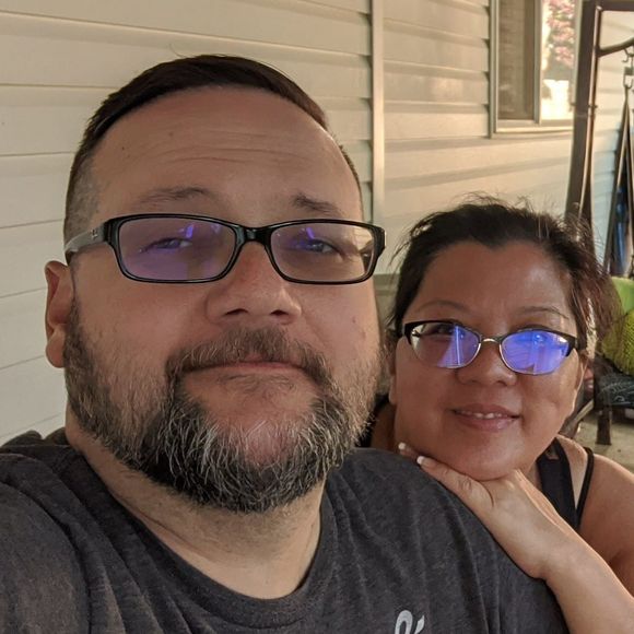 Profile Picture of Eric Hunter (@erichunter387) on Poshmark