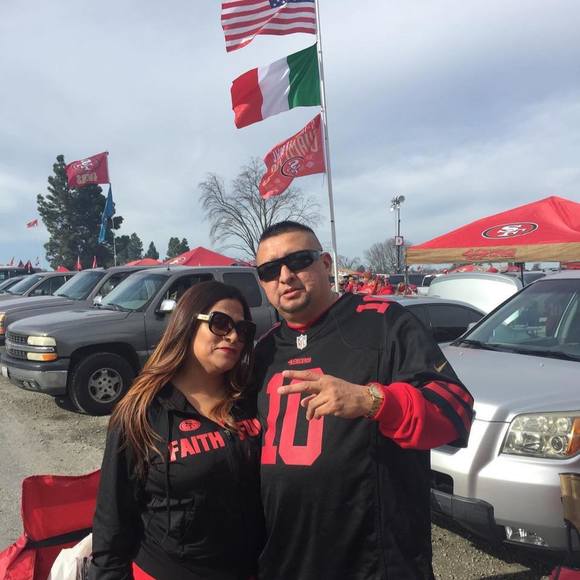 Profile Picture of Sylvia Urango (@surango) on Poshmark