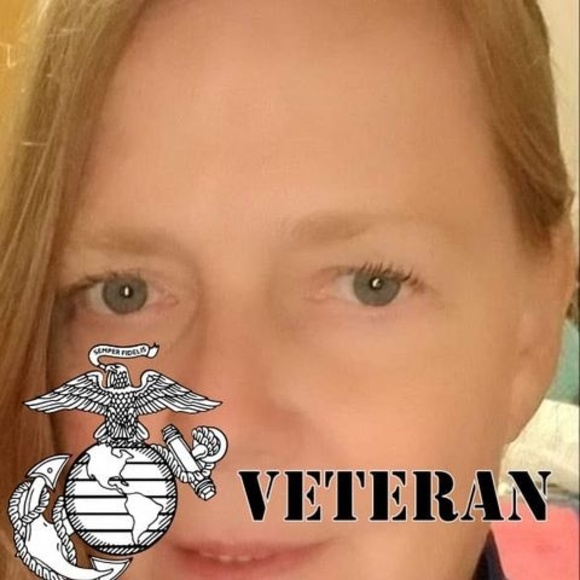 Profile Picture of Connie Barnes (@conniebarnes241) on Poshmark