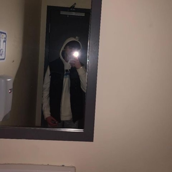 Profile Picture of Joseph Fanous (@fanousjoseph) on Poshmark