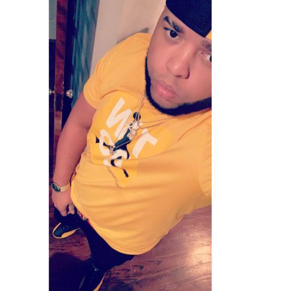 Profile Picture of Michael Mercedes (@michael_jael_21) on Poshmark